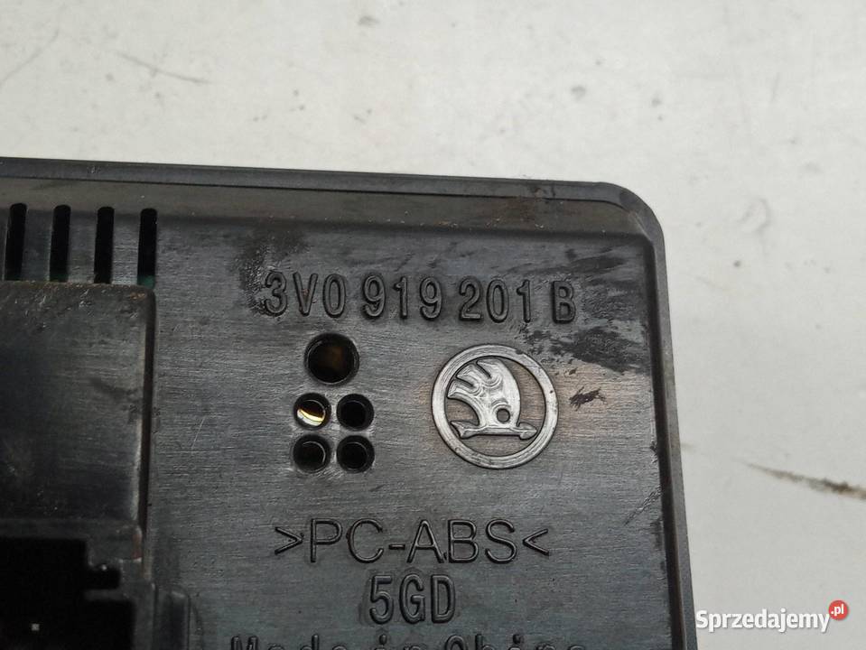 PRZEŁĄCZNIK FOTELA OGRZEWANIA PANEL 3V0919201B świętokrzyskie