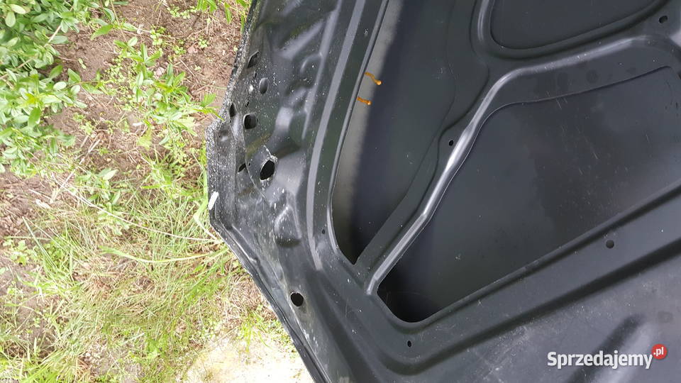 BMW F20 maska uszkodzona