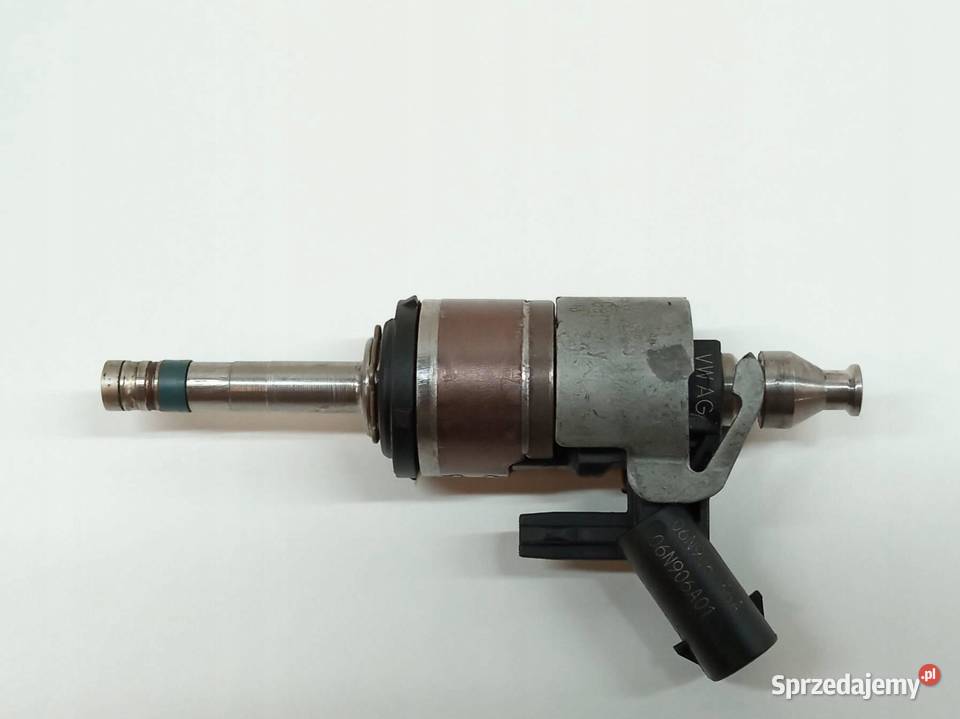 WTRYSKIWACZ 06N906036A 0261500689 20 TSI Skoda