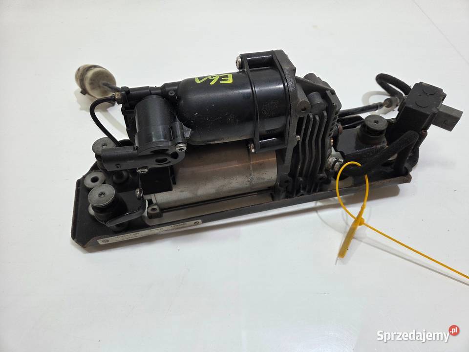 KOMPRESOR ZAWIESZENIA NIVO BMW E61 6777827 osobowe lubelskie