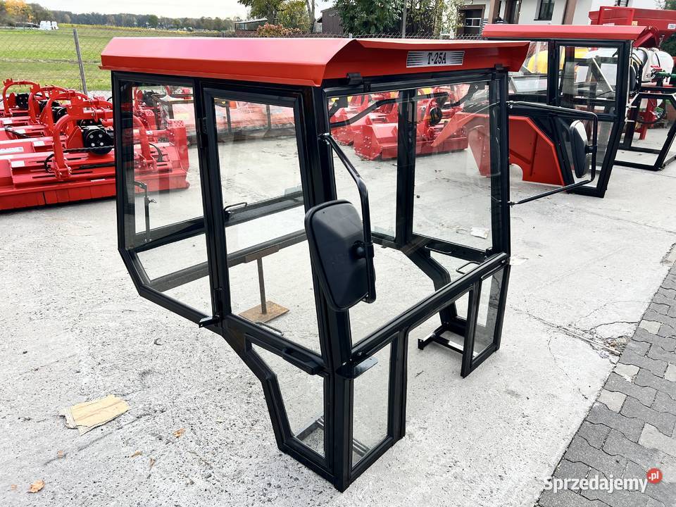 Kabina ciągnikowa Ursus C330 Ursus C360 MF235 Kraśnik sprzedam