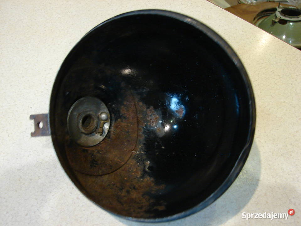 Lampa URSUS C325 C328 C330 skorupa lamy Starogard Gdański