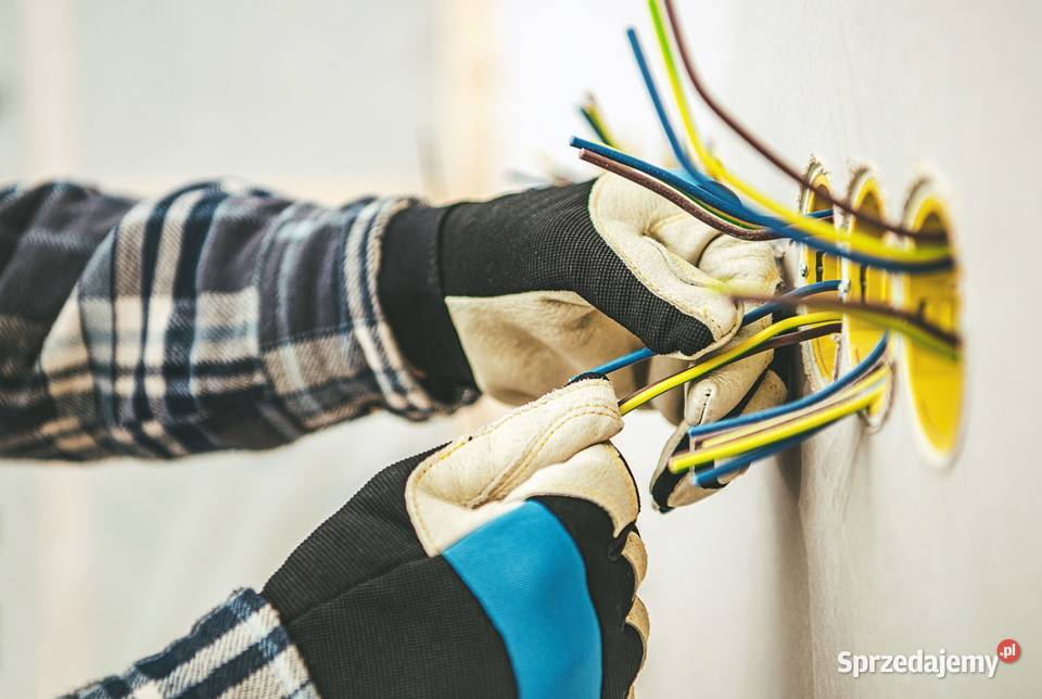 Usługi elektryczne naprawy podłączenia montaż Instalacje elektryczne