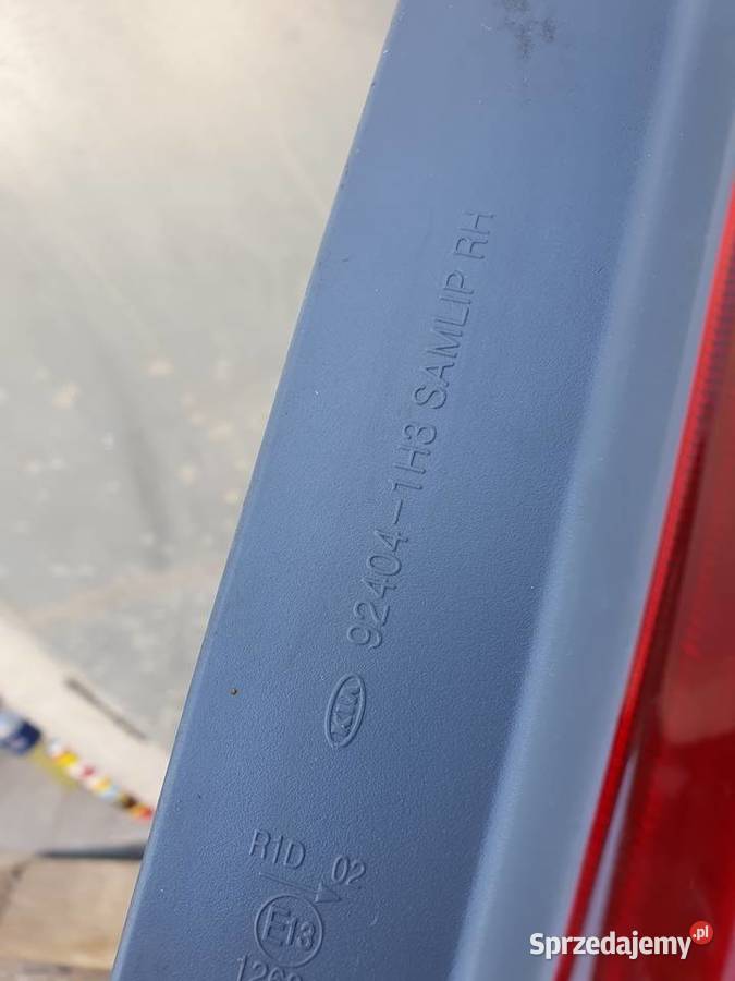 KIA CEED I KOMBI LAMPA PRAWA TYLNA PRAWY TYŁ Międzychód
