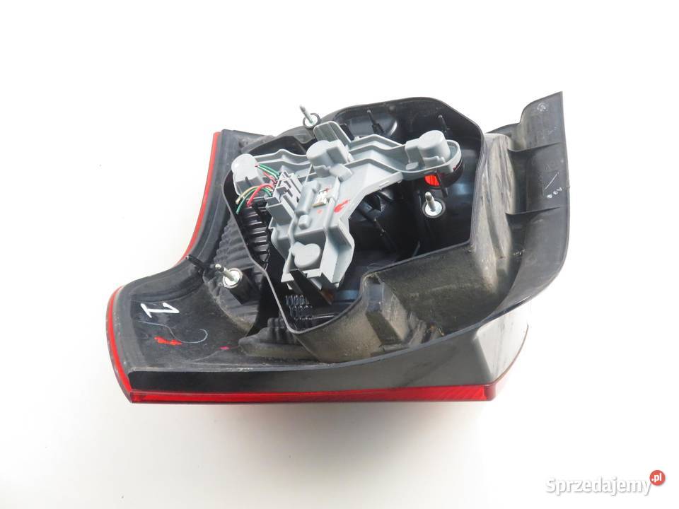 LAMPA LEWA TYLNA TOYOTA COROLLA E12 8155002300 osobowe