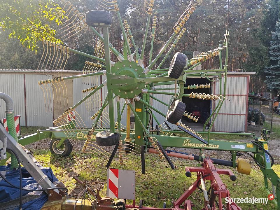 Zgrabiarka 2 karuzelowa KRONE SWADRO 80026 do Krone Zgrabiarki i przetrząsacze sprzedam