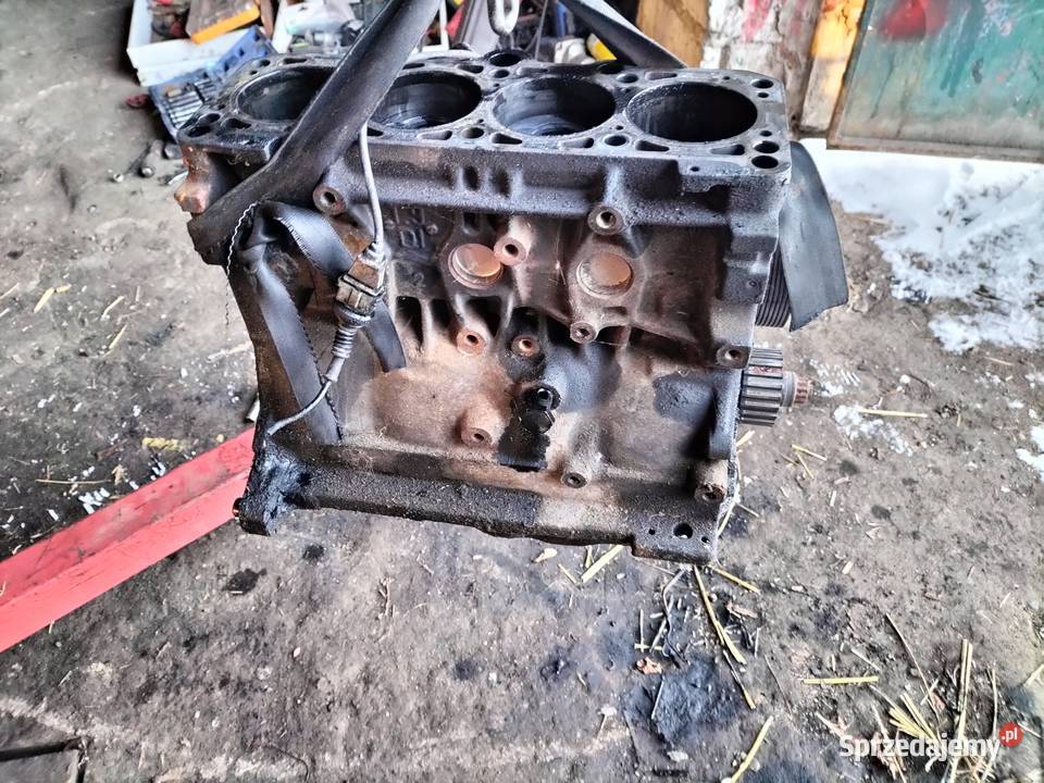 AUDI 80 B4 80B4 A6C4 A6 C4 DÓŁ BLOK SILNIKA osobowe Kamień-Kolonia