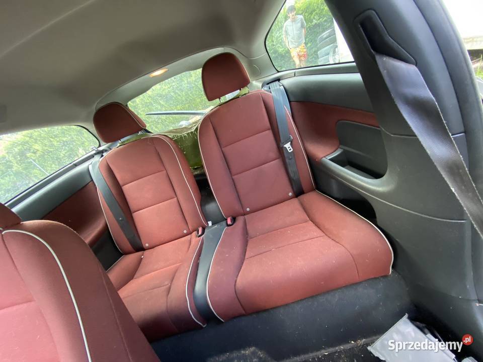 Wnętrze siedzenia Volvo c30 bordowe osobowe