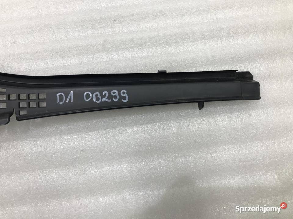 PODSZYBIE PRAWE 8200825457 DACIA DUSTER I