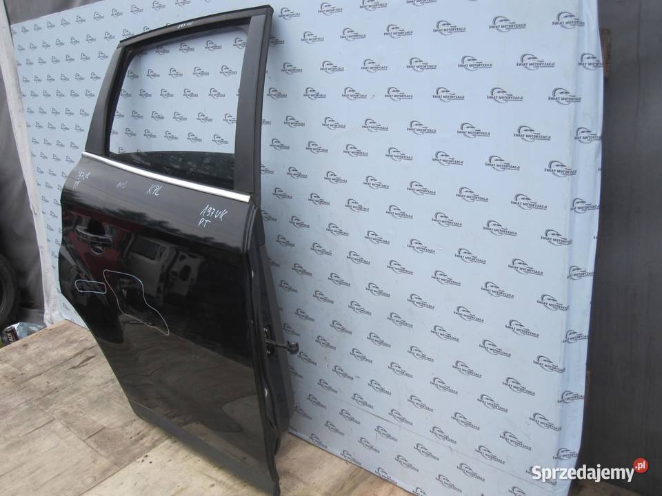 FORD KUGA MK1 I 11r drzwi prawe tył