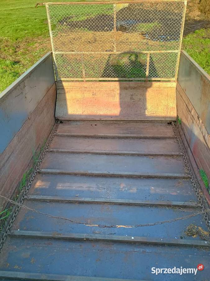 Rozrzutnik obornika jednoosiowy Czarna nieuszkodzony Suwałki