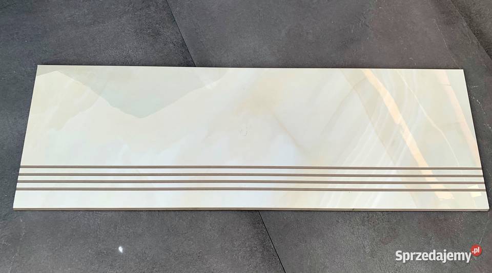 Marmur na schody KREMBEŻ stopnie 30x60 WYSOKI