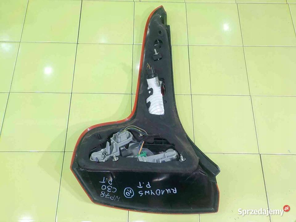 VOLVO C30 LIFT 16 D 10r 3D lampa prawa tyl Suków