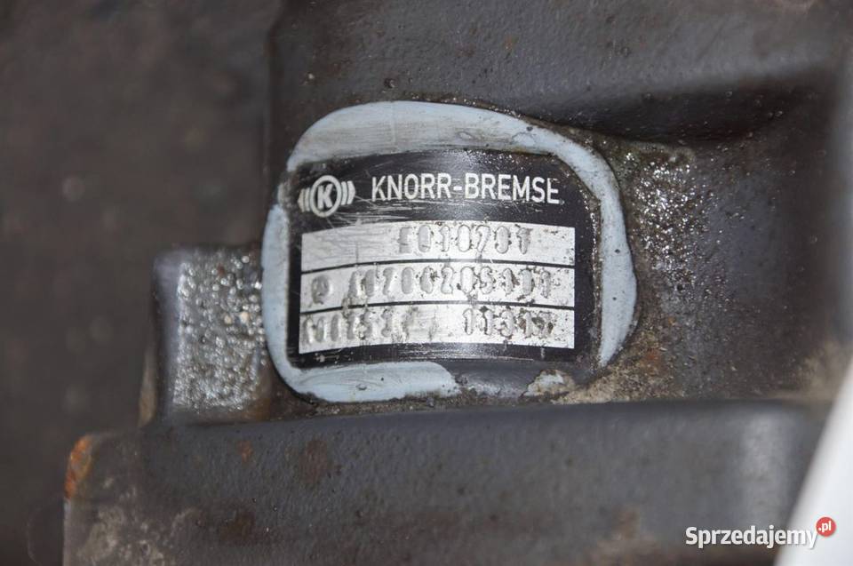 ZACISK HAMULCOWY PRZÓD PRAWY MERCEDES ATEGO Lipno