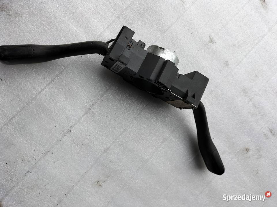 przełącznik manetka 4B0953503E 8L0953513G wyposażenie elektryczne sprzedam
