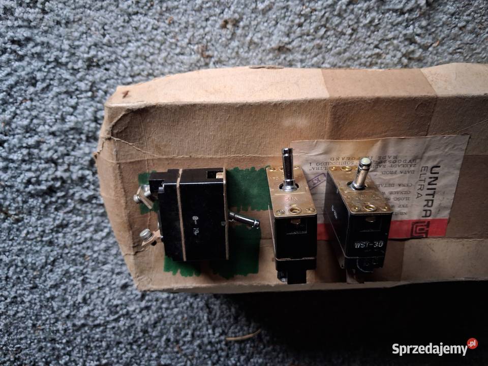Unitra wlacznik wylacznik wst30 wst50 prl Poraj