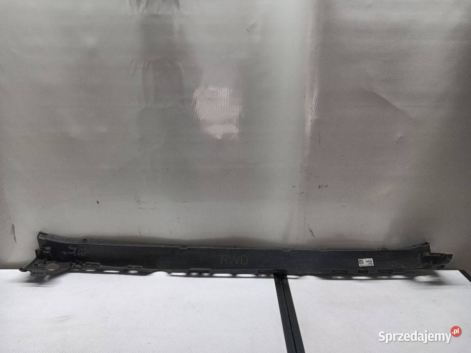 ŚLIZG ŚRODKOWY ZDERZAKA MERCEDES SPRINTER