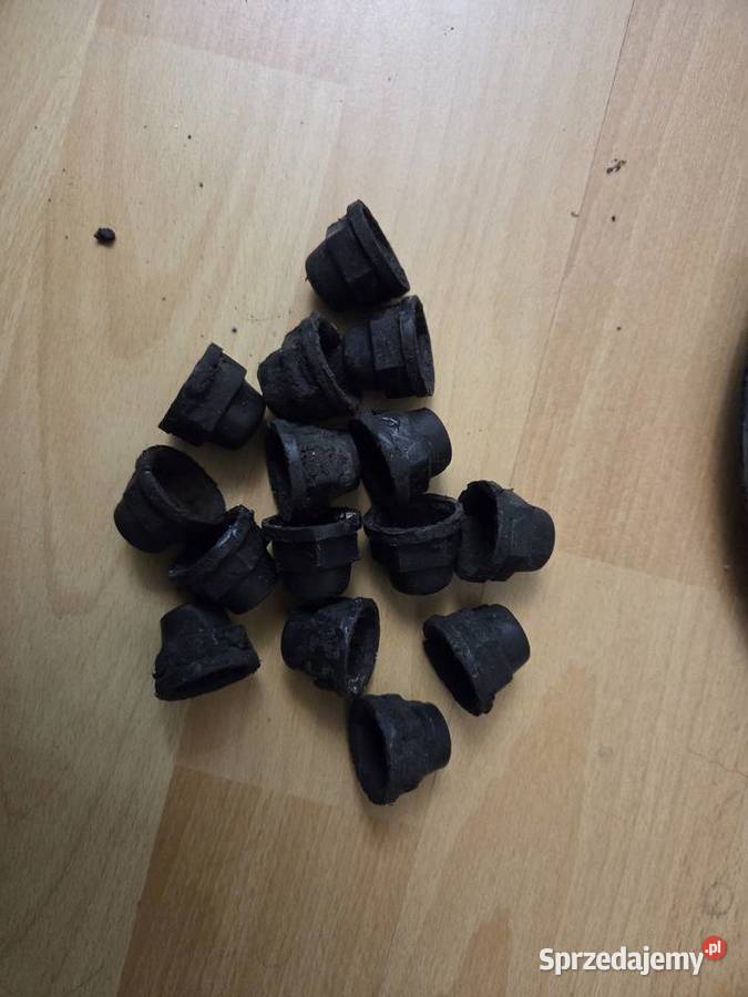 Skoda 105 kołpaki dekle plastikowe Pozostałe