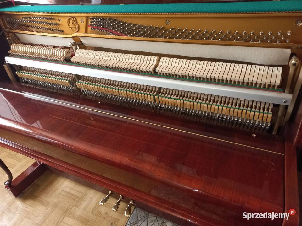 Pianino Calisia model Chippendalle stan nowe Bochnia