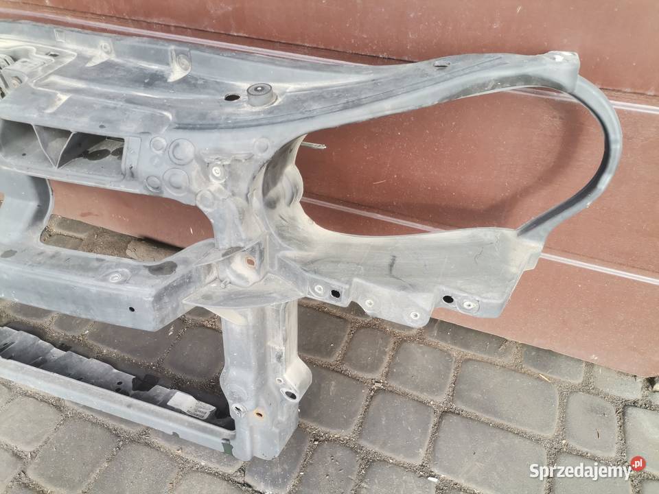 VW POLO 9N IV PAS PRZEDNI