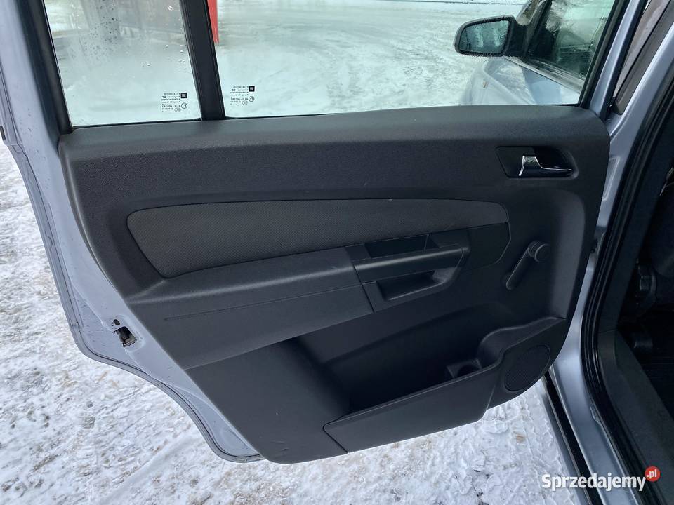 Opel Zafira B 16 benzyna 7osobowa kujawsko-pomorskie Rypin sprzedam