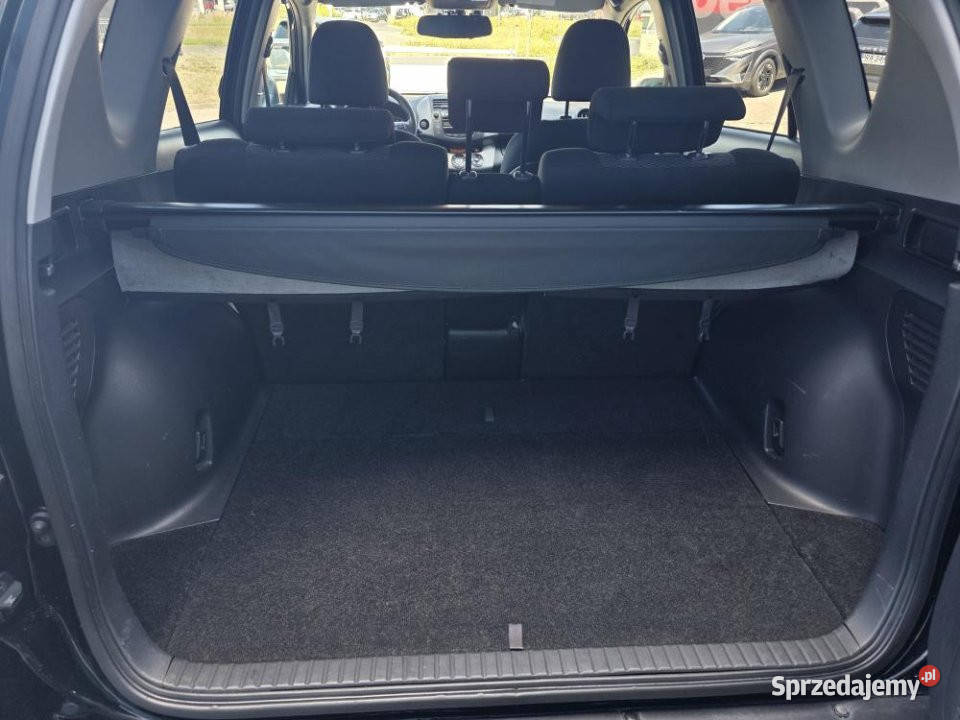 Toyota RAV 4 2011r Klimatyzacja LED tempomat Hak wielkopolskie Poznań sprzedam