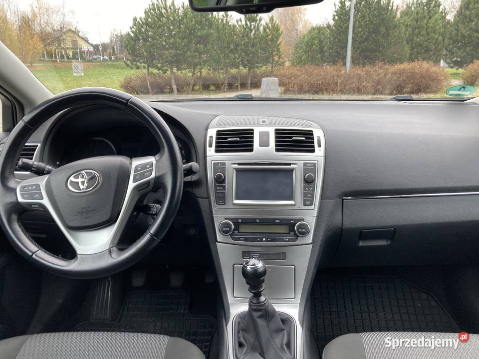 Toyota Avensis lakier metallic Motoryzacja Rzeszów