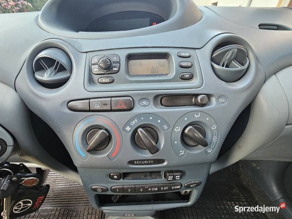 Toyota Yaris P1 10 1999 Nysa