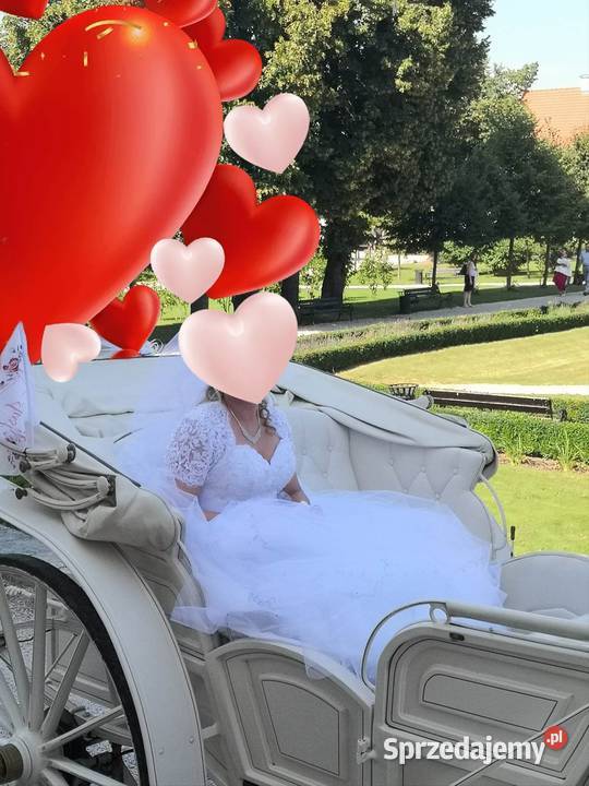 Suknia ślubna w stylu księżniczki z długim Milicz