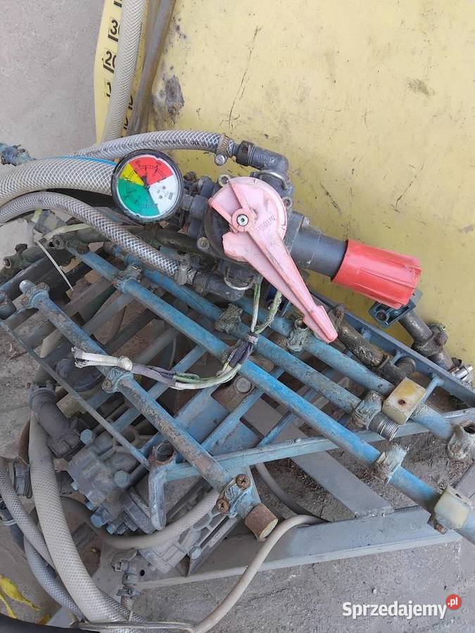 Opryskiwacz sadowniczy MOSKIT 2000 L Piła