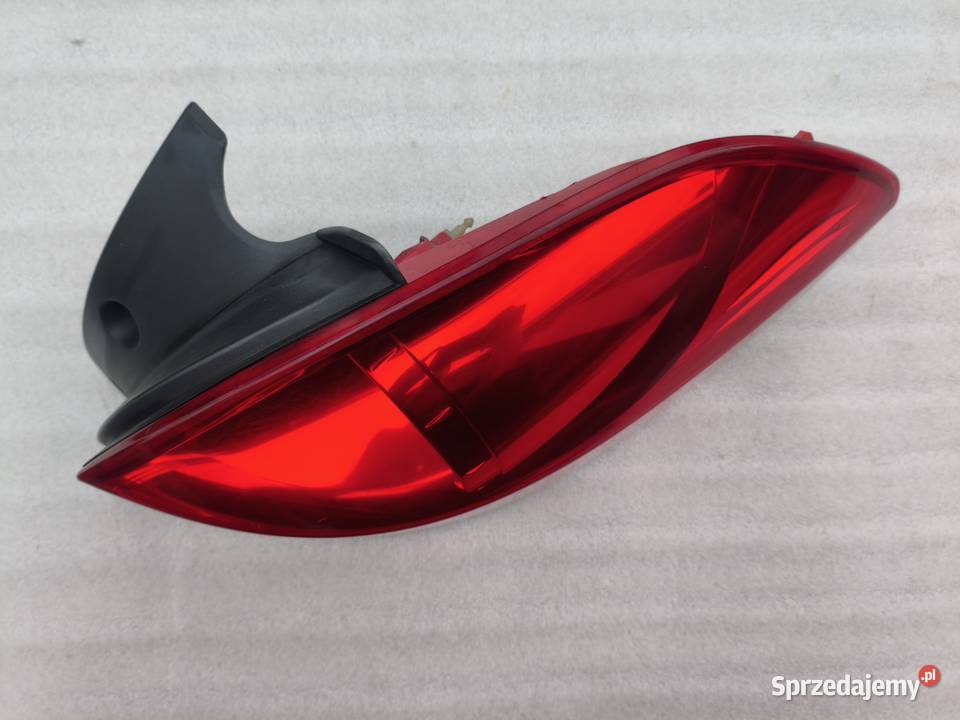 Lampa Prawy Tył Tylna Prawa Renault Clio III