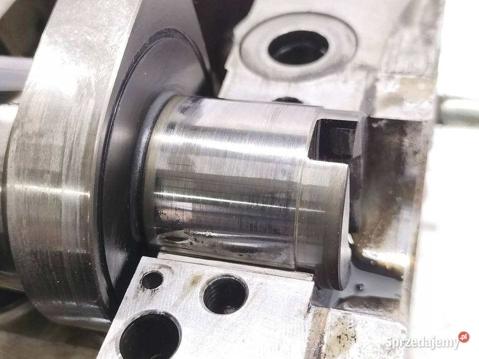 GŁOWICA KOMPLETNA 038103373R 19 TDI VW