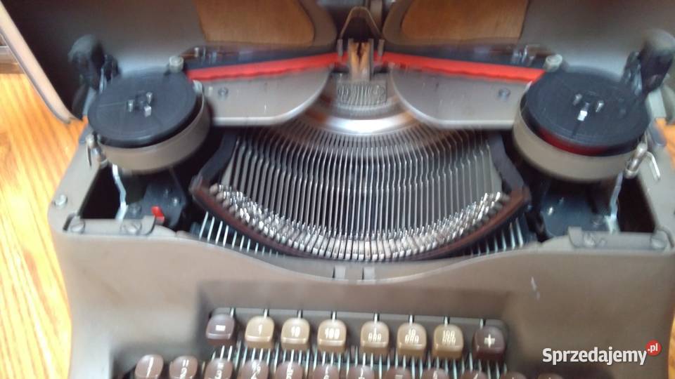 TRIUMPH MATURA MASZYNA DO PISANIA Wisła sprzedam
