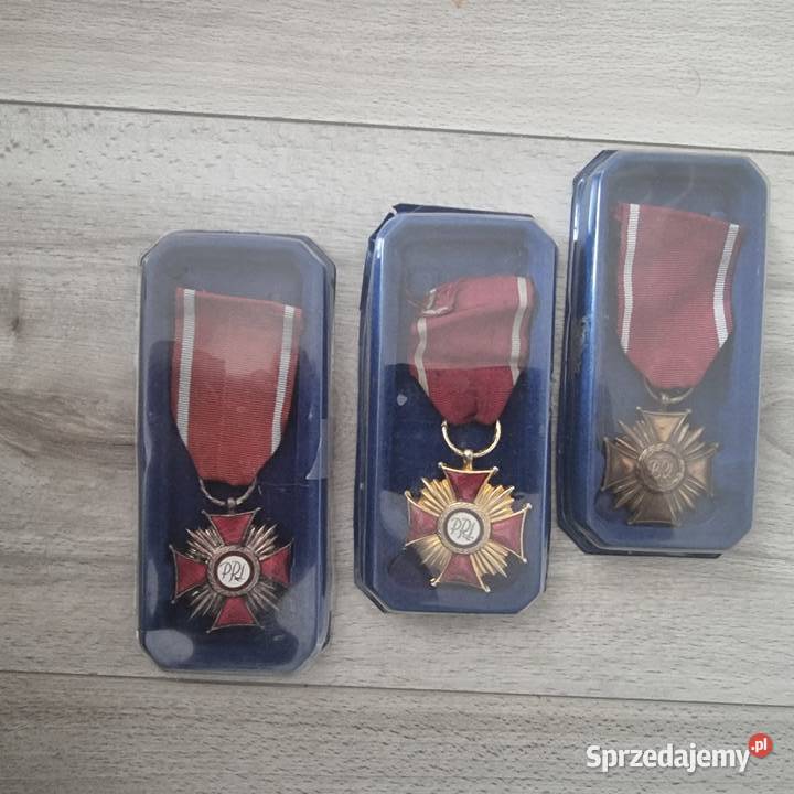 3 x Krzyż Zasługi Komplet Złoty Srebrny Brążowy