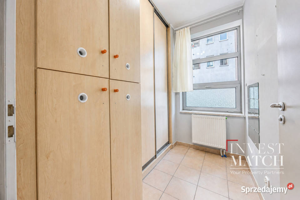 sprzedaży lokalu Warszawa Ostrobramska 631m2