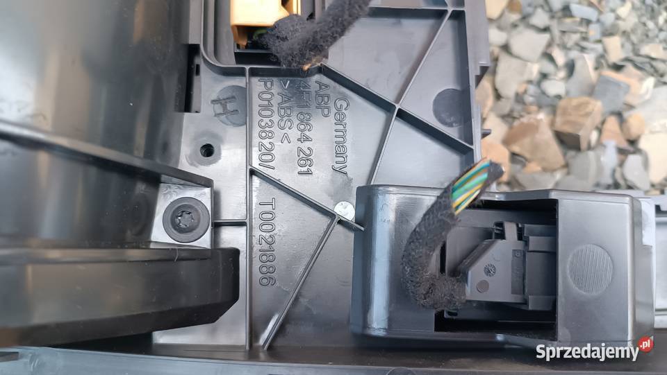 4f1864261 Panel tunel środkowy Audi A6 C6 osobowe Panele sterowania, przełączniki Radłów