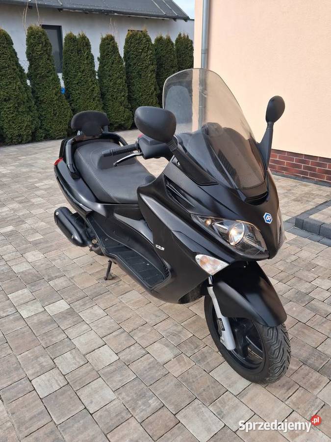 Skuter Piaggo xevo 125 nieuszkodzony Motocykle, skutery, quady Zamysłowo