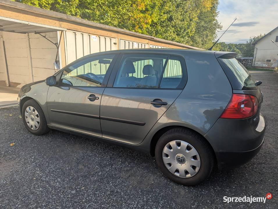 VW Golf 5 16 102 MPI Bogatynia sprzedam