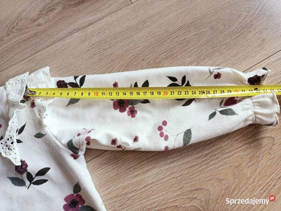 Bluza dziewczęca cienka w kwiatki z falbankami Płock