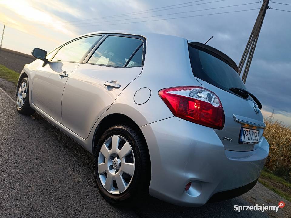 Toyota Auris Lift 133 Dual VVTi 101 76000 2012 z nieuszkodzony Przeworsk
