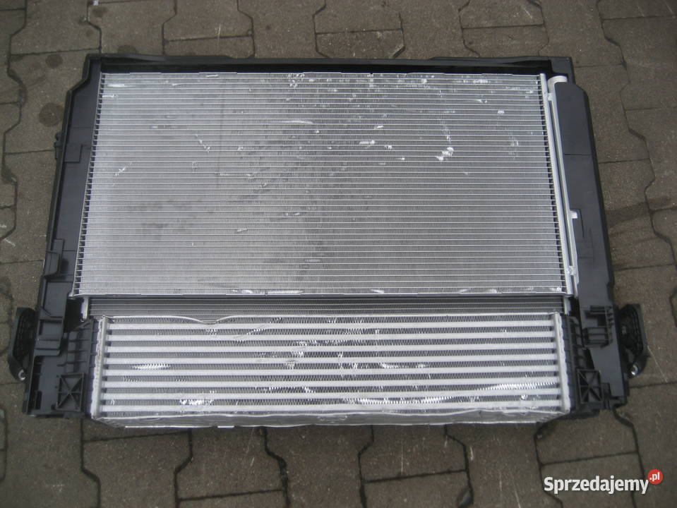 bmw x1 u11 u06 hybryda 2225r chłodnica wody Rakoniewice sprzedam
