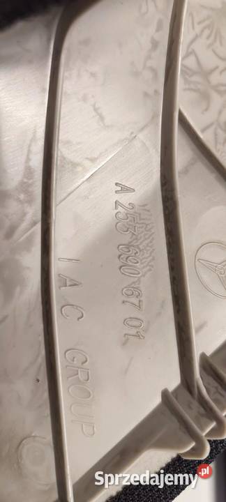 MERCEDES GLC W253 X253 OSŁONA SŁUPKA PRAWA Listwy