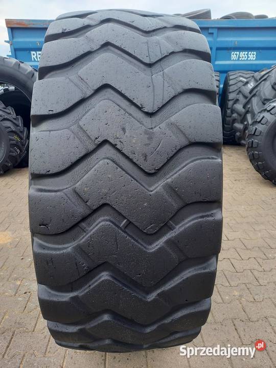 4x Opona używana przemysłowa 235R25 MTP WB01 Zaścianki