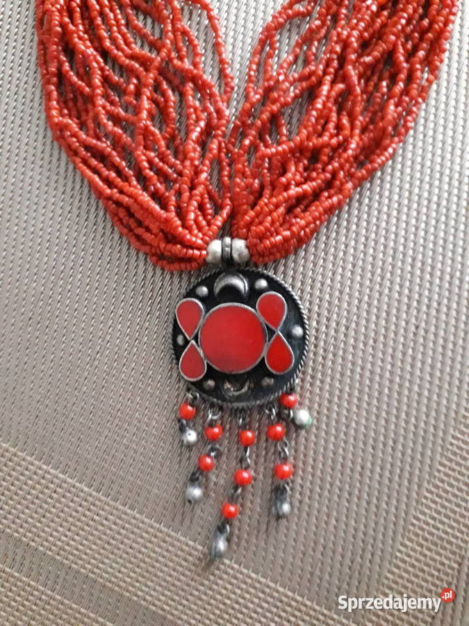 Naszyjnik z sieczki koralowej Nidzica