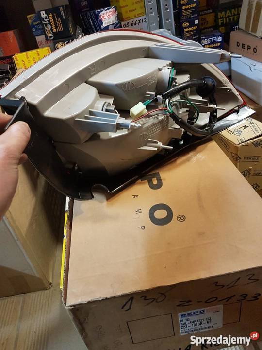 Lampa tył 5D KIA RIO 0103 NOWA PRAWA Białobrzegi