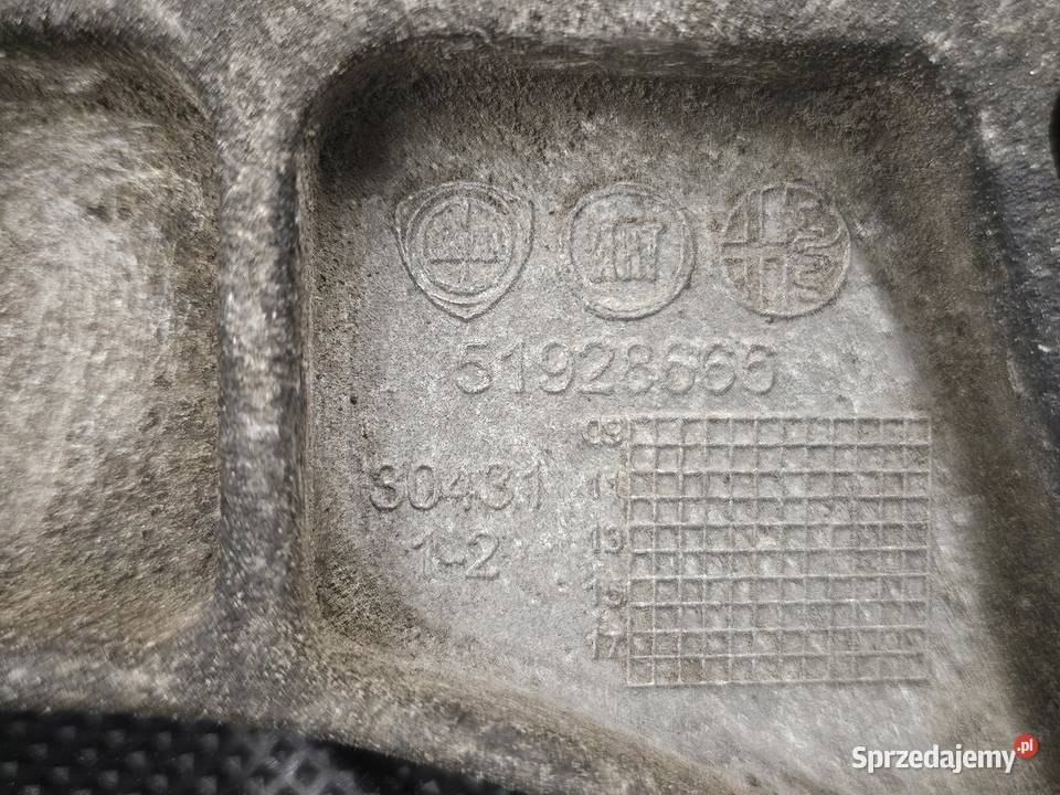 BIPPER 13 HDI 199A9000 75 12r łapa skrzyni osobowe Części montażowe sprzedam
