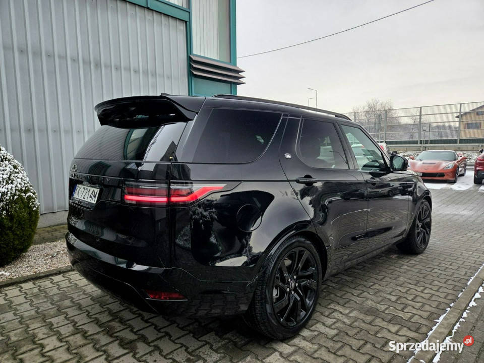 Land Rover Discovery D250 Dynamic SE Black