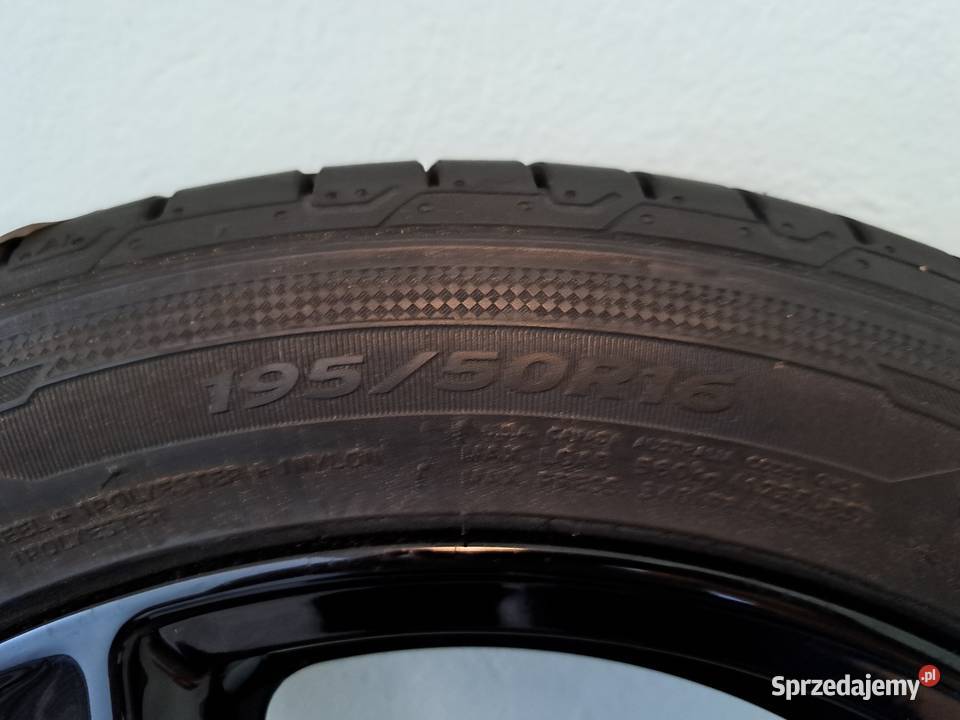 Alufelgi 16 RC Design RC30 Czarny Połysk Opony
