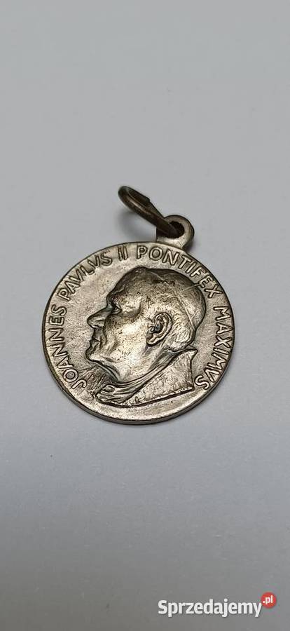 Dwa medaliki święte