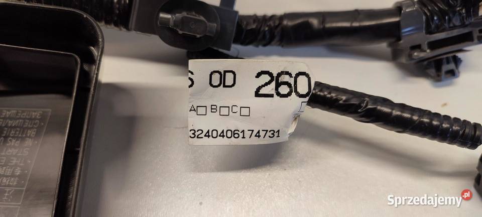 MAZDA 2 TOYOTA YARIS IV WIĄZKA KOMORY SILNIKA 15 dolnośląskie